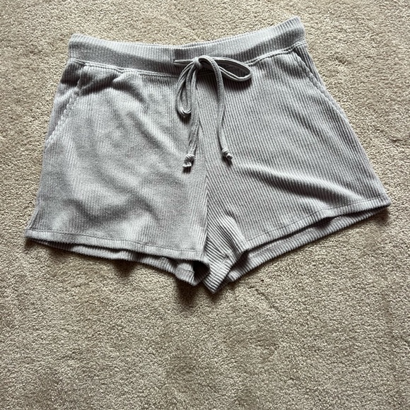 Softies Rib Dream Double V-neck Short Set Gray Women's Size S NWT - Picture 2 of 9